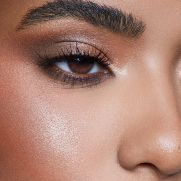 NIB😍✅EM COSMETICS DA VINCI - Picture 7 of 10